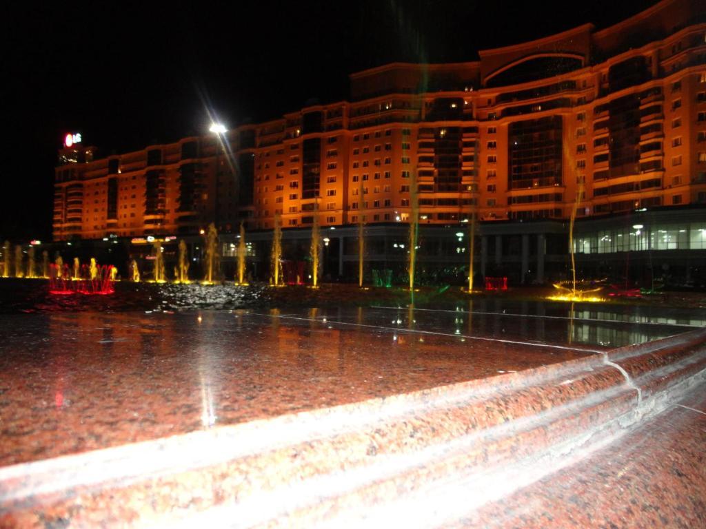 Belon Lux Hotel Astana Buitenkant foto